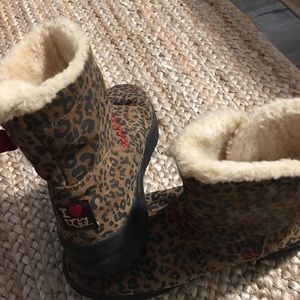 UGG shorty boots Animal Print
